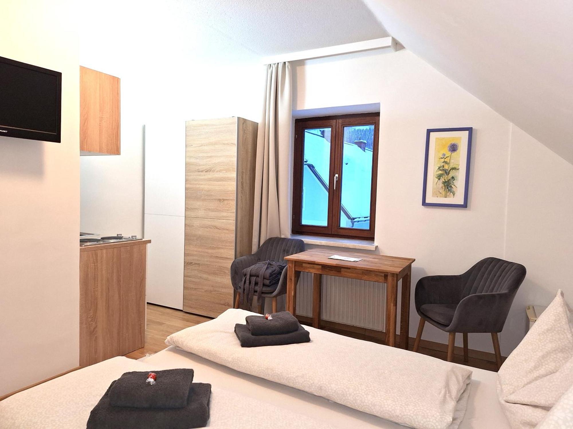 Goessl, Apartement Und Doppelzimmer Mariazell Exterior photo